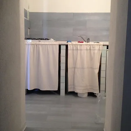 Azzurra Apartment *